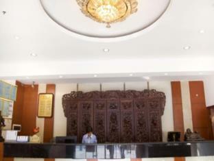 Nanning Gold Red Forest Hotel Extérieur photo